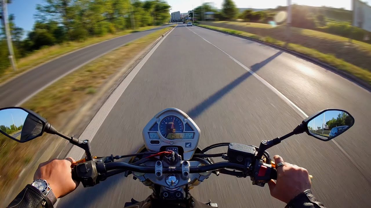 Honda Hornet 600 PC41 l Urban Chill Ride l Dominator Exhaust