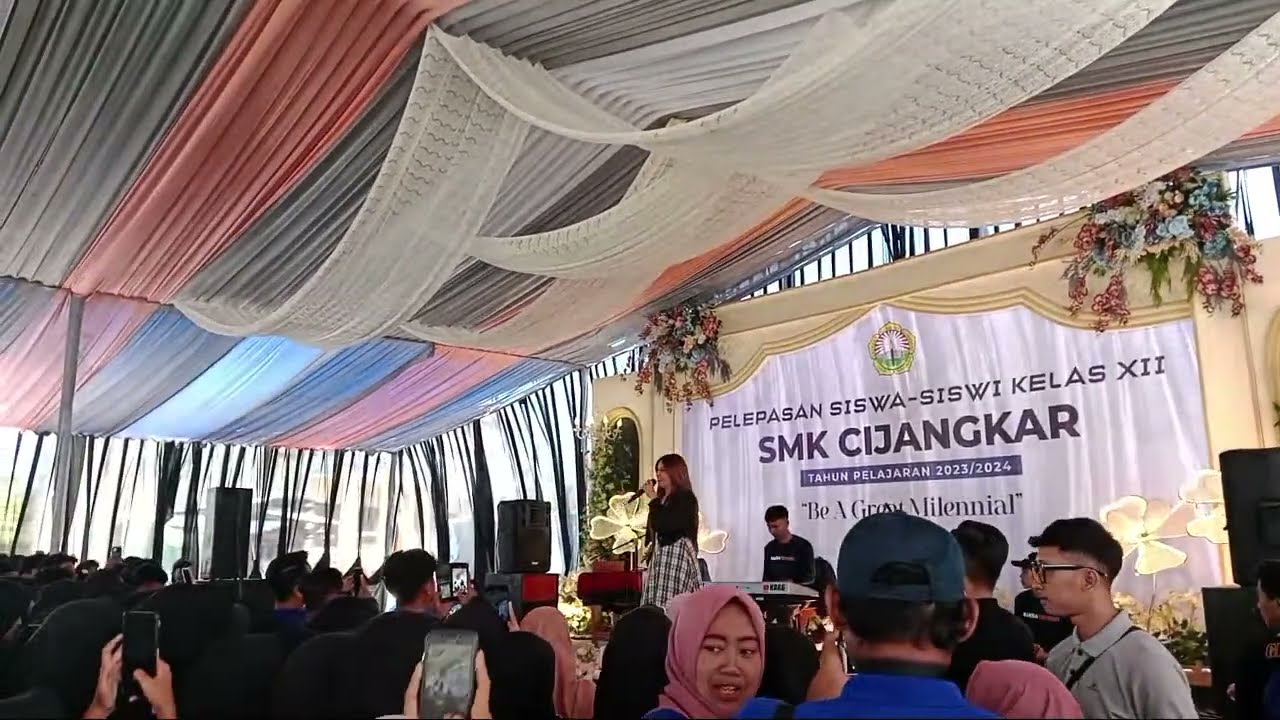 Live - Gelar Karya dan Pelepasan Kelas XII SMK Cijangkar Tasikmalaya 2024 - Bintang Tamu Ade Astrid