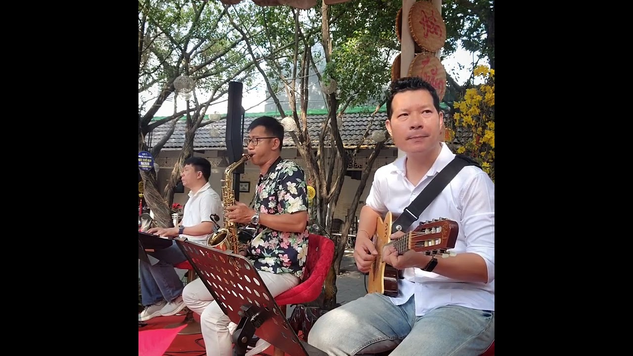 Xuân này con không về - st Trần Trịnh - Lâm Đệ - Nhật Ngân (1968) - hòa tấu