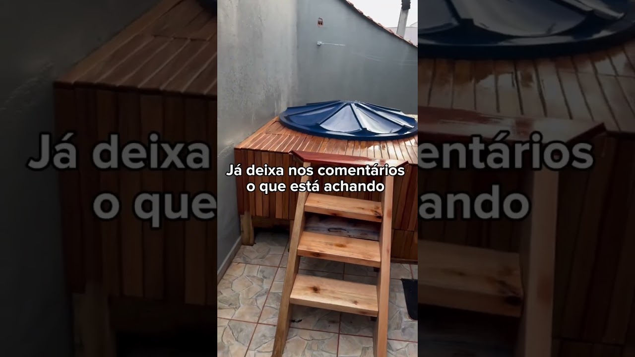 Piscina / ofurô de baixo custo com caixa d’água e sobras de madeira 