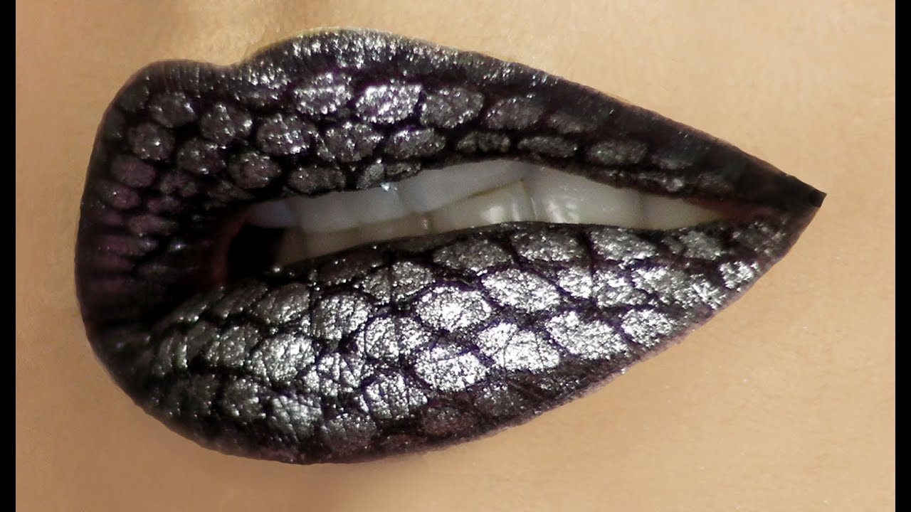 Snake skin Lip Art Tutorial