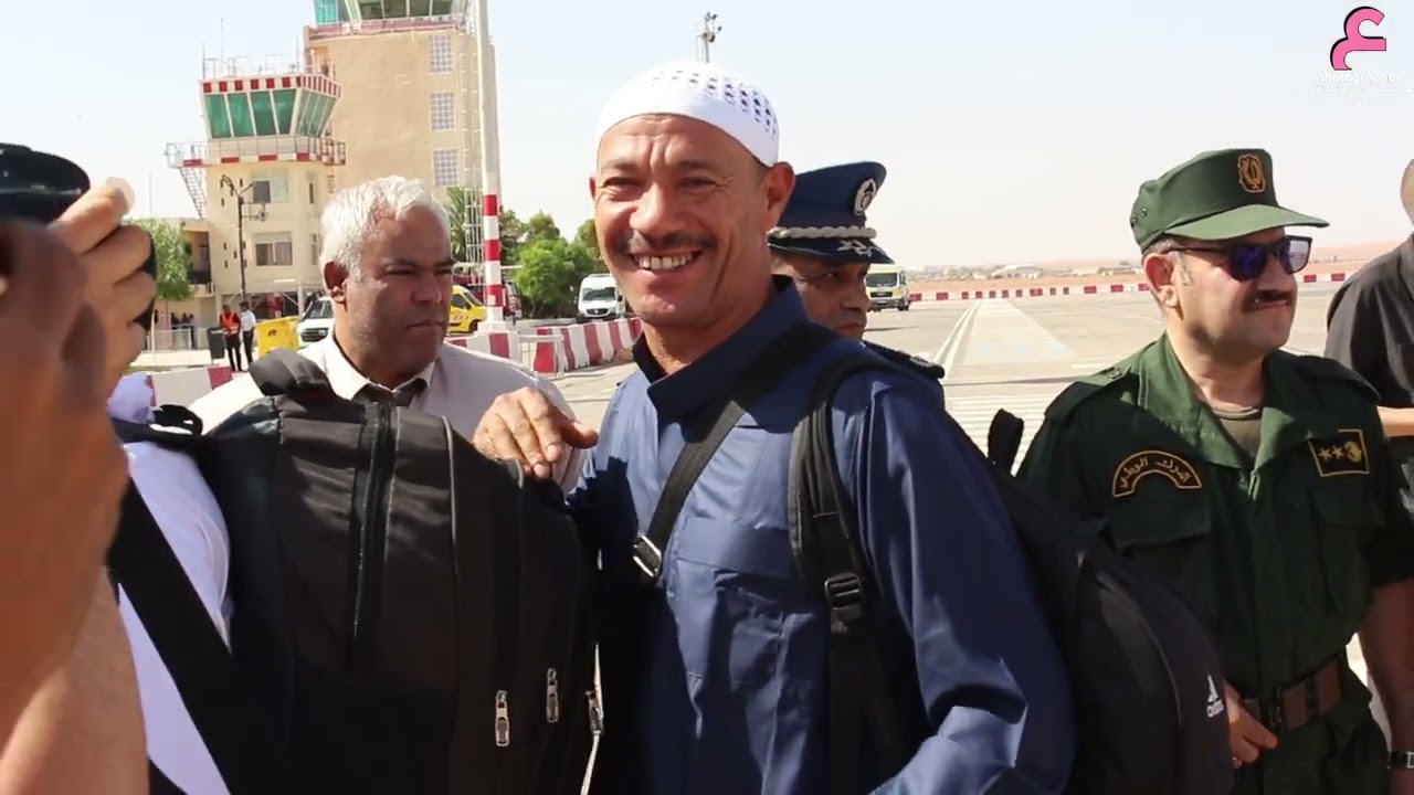 وصول حجاج ولاية بشار 🕋🛬 الى أرض الوطن ✨️🇩🇿تقرير مؤثر [شاهدوووا ]
