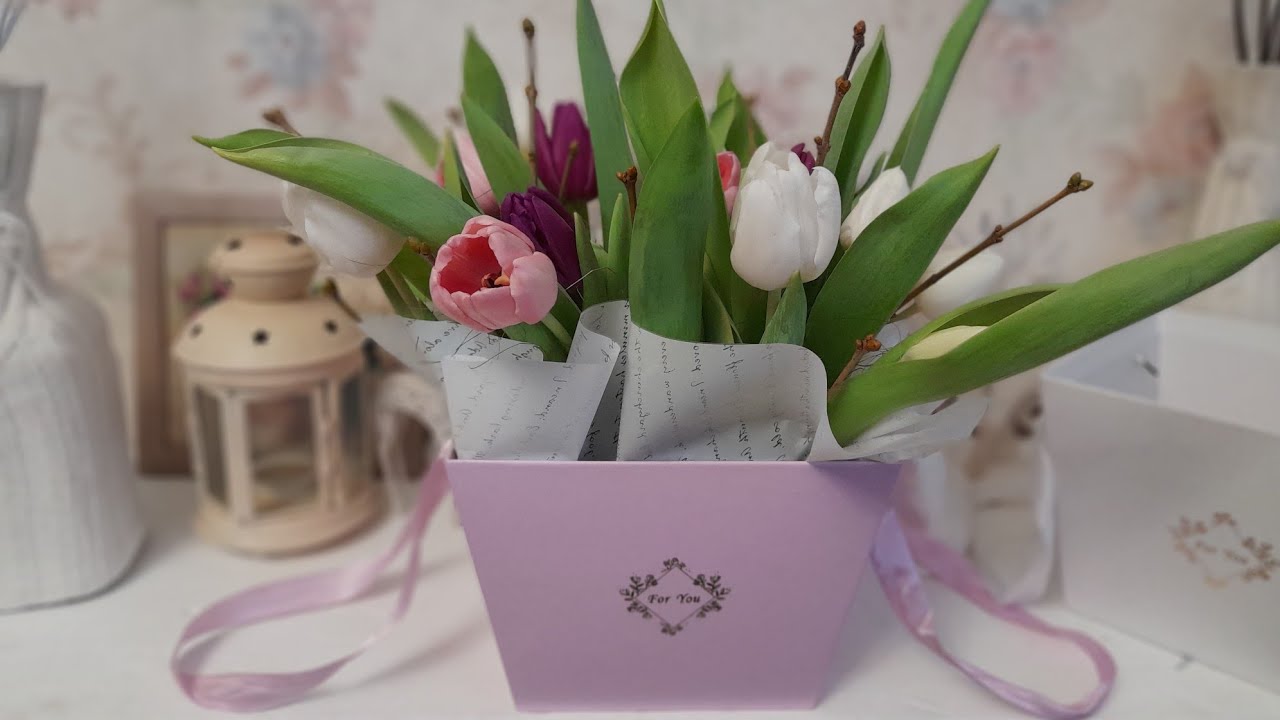 ⚫Композиция с тюльпанами в коробке / тюльпаны в коробке / флористика для начинающих