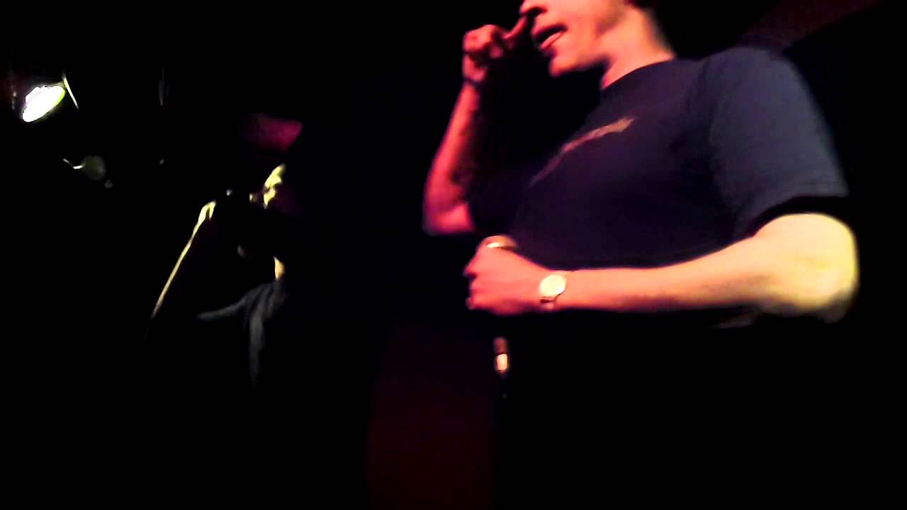 Haphduzn & Slug performing 
