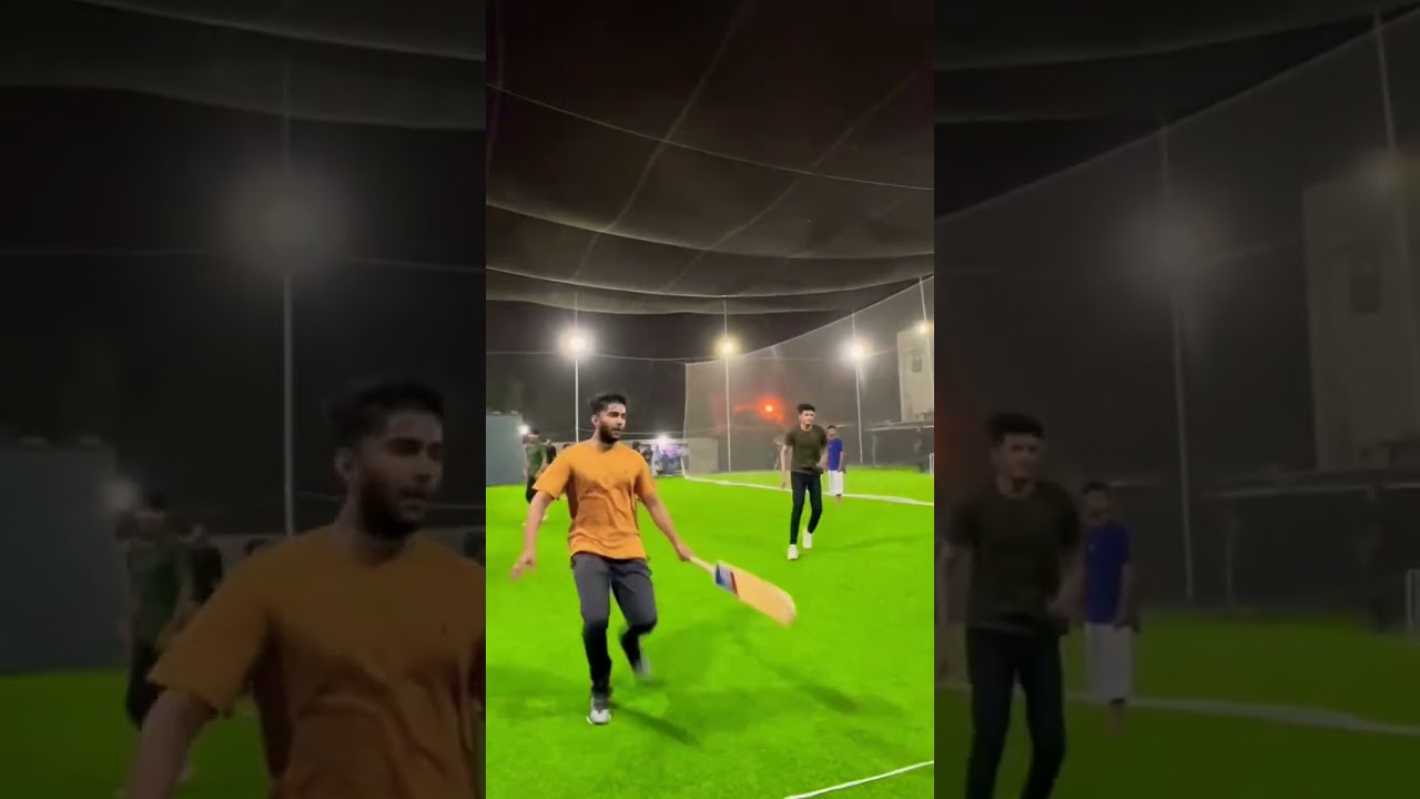 Got free hit 🏏 #karachi #galicricket #indoor #indoorplayground
