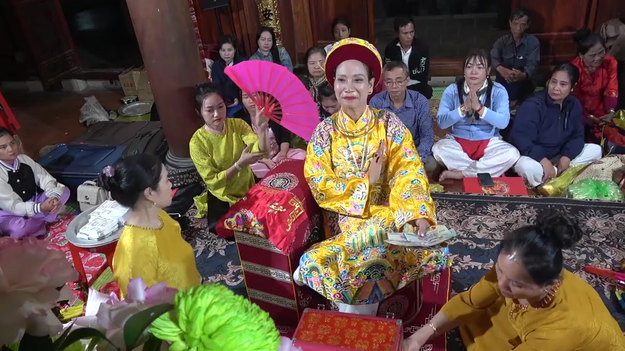 Hát chầu văn quan hoàng mười hay nhất dâng văn hoài thanh 
