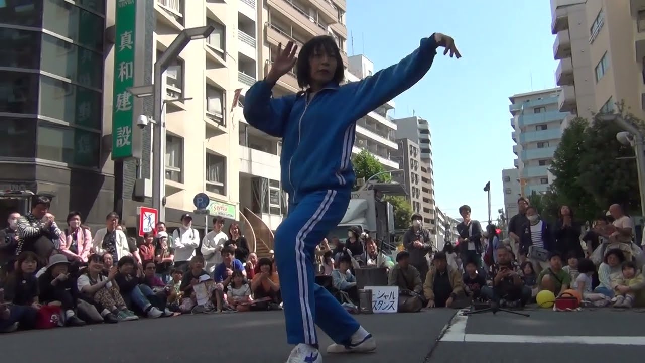 加納真実　高円寺びっくり大道芸2025 4月27日 ポイント12 高南通り②