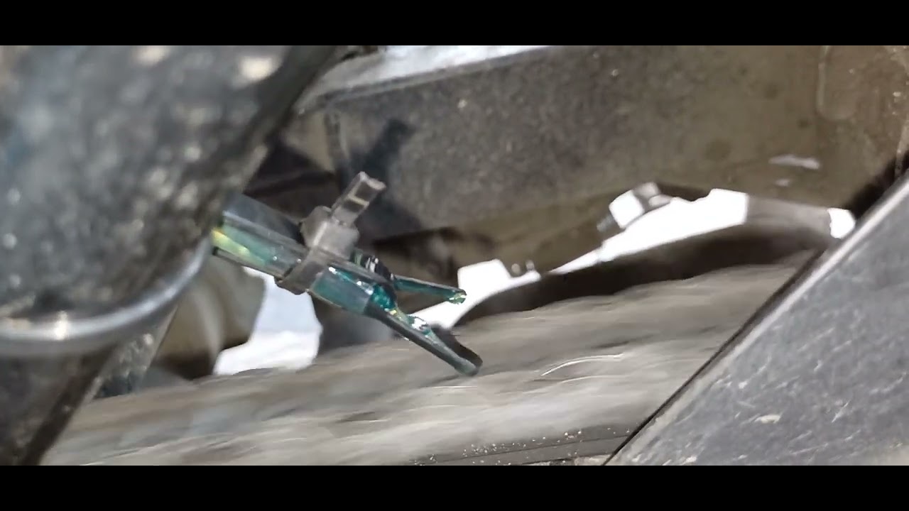 DIY Automatic chain oiler for motorcycles