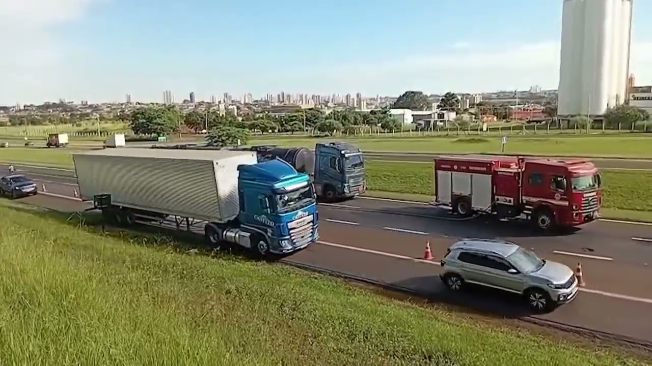 Motorista de van fica ferido após grave acidente em Araraquara - Jornal da Clube 2ª Ed. (13/02/2026)