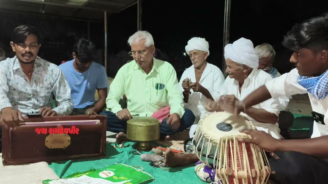 અજમલ  રાજા આવી. ભગતી  કરેરે હોજી 