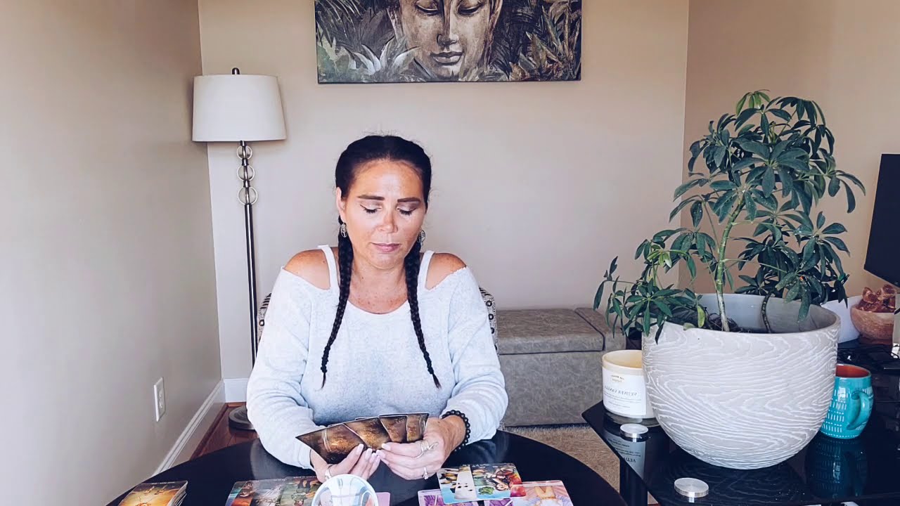 TAURUS, THIS RUNS SO MUCH DEEPER THAN YOU THINK ❤ YOU VS THEM TAROT READING.