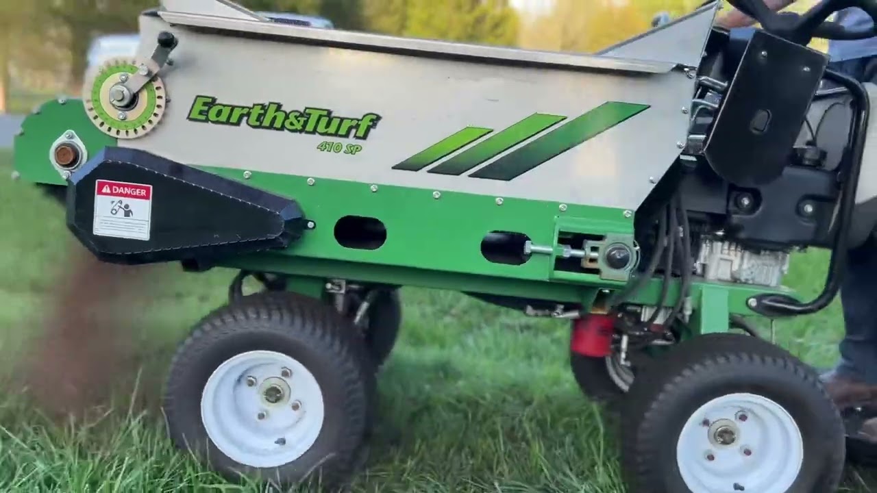 Smallest Stand on Topdresser for Backyards! Highlights and Action Spreading with Earth & Turf 410-SP