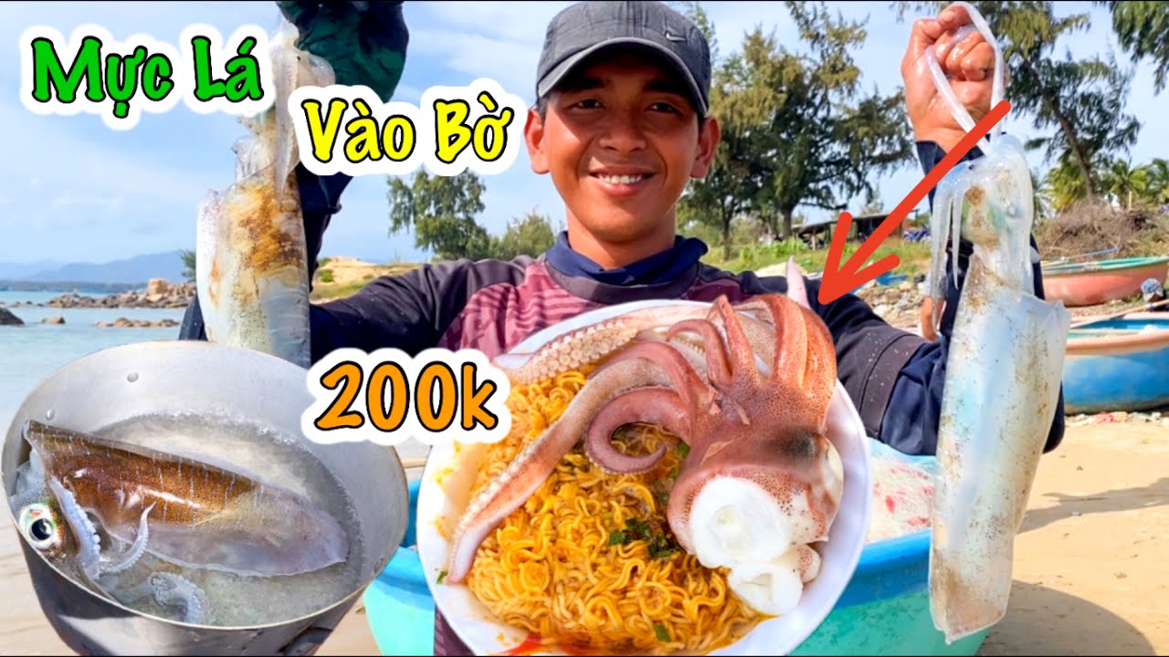 Mùa Mực Lá Vào Bờ | Tô Mì Tôm Mực Lá 200k Quá Ngon