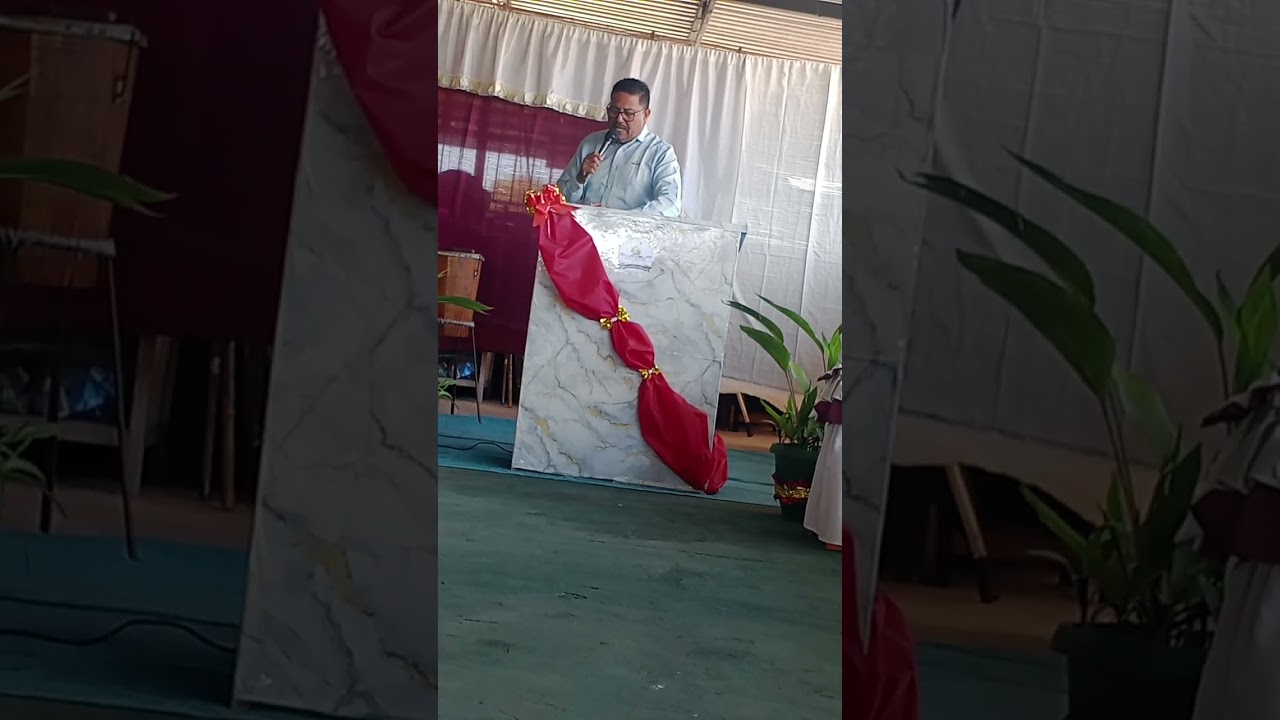 Merecedor de alabanza. Cantada por el pastor William Escala. Iglesia apostólica canal de bendición. 