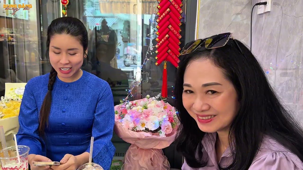 Cười té ghế khi 4D Gieo quẻ đầu năm tại quán của NS Ngọc Huyền, Xem bói trúng 99%| Dung Dăng Dung Dẻ