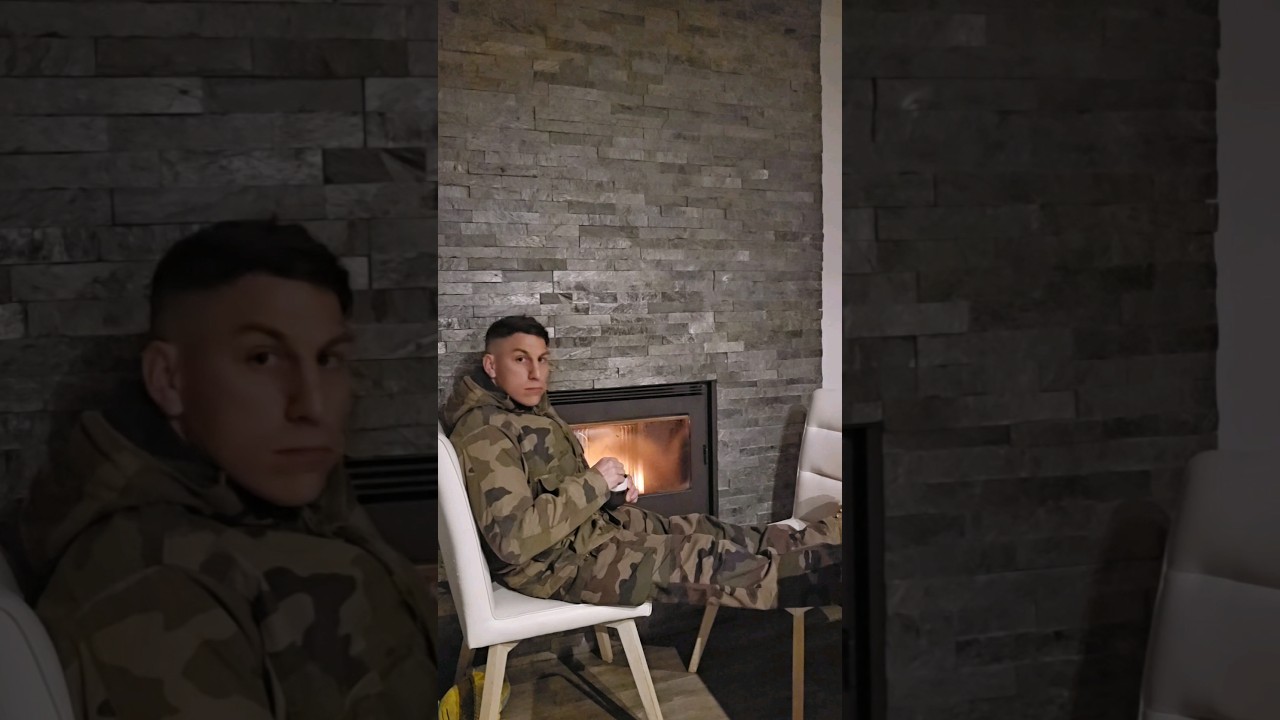 une journ&eacute;e &agrave; l'arm&eacute;e avec moi😜 vive la France 🇨🇵#humour #militaire #vlog