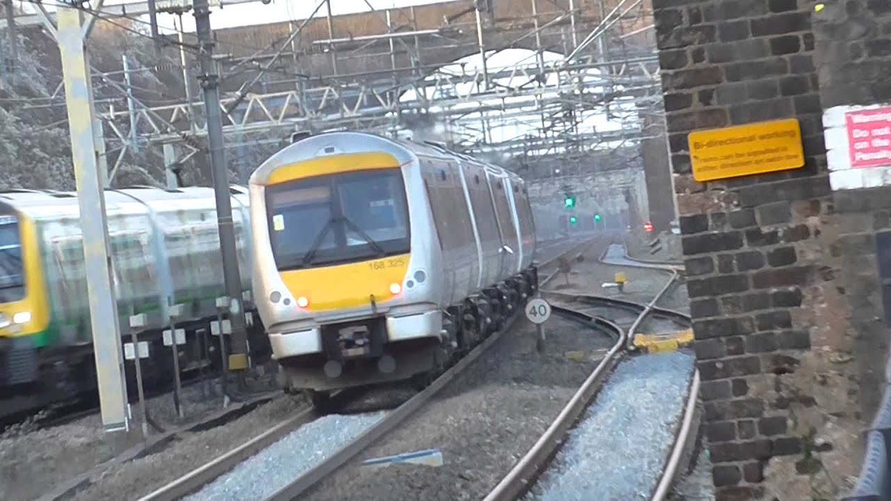 Trains at Cheddington & Tring 23/12/15