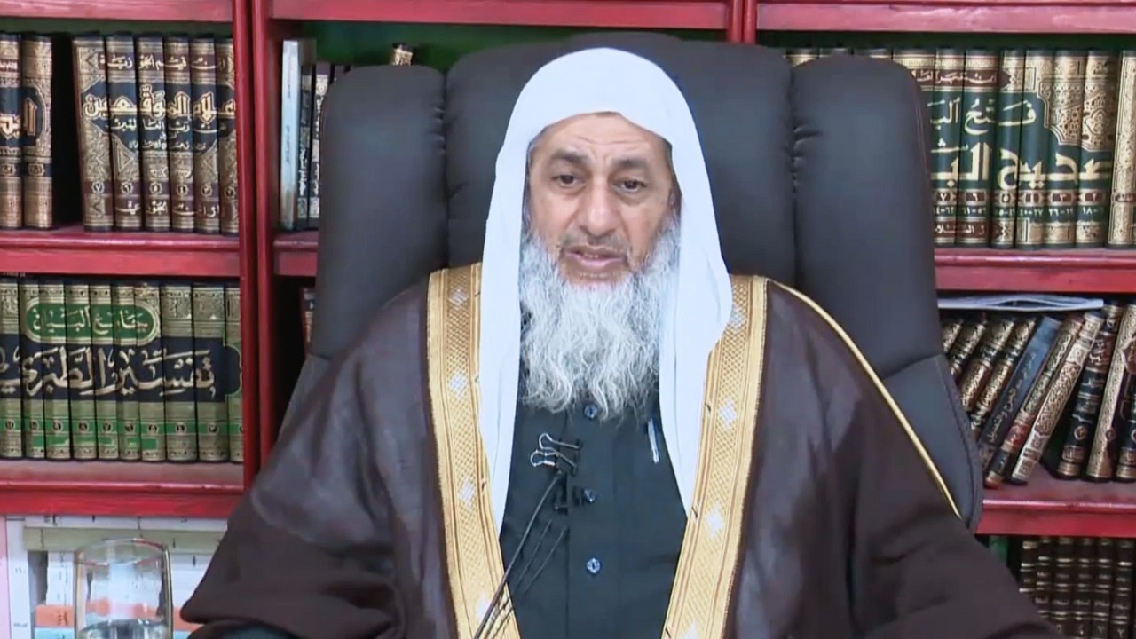 لماذا صلى النبي ﷺ على شهداء أُحد مع أن شهيد المعركة لا يُغسَّل ولا يُصلَّى عليه؟ الشيخ مصطفى العدوي