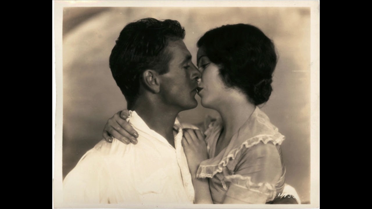 Ain't Love Grand - John Hyman's Bayou Stompers (1927) - recorded in New Orleans
