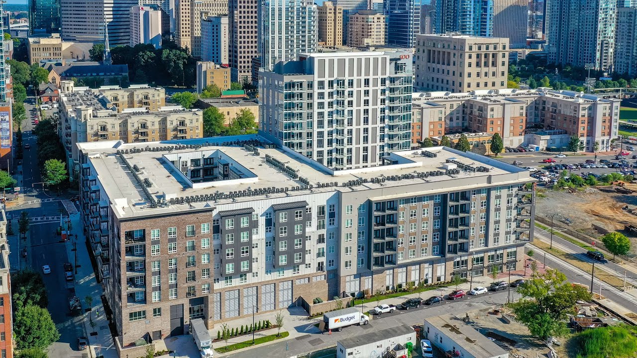 500 West Trade | Luxury Apartments in Charlotte, NC