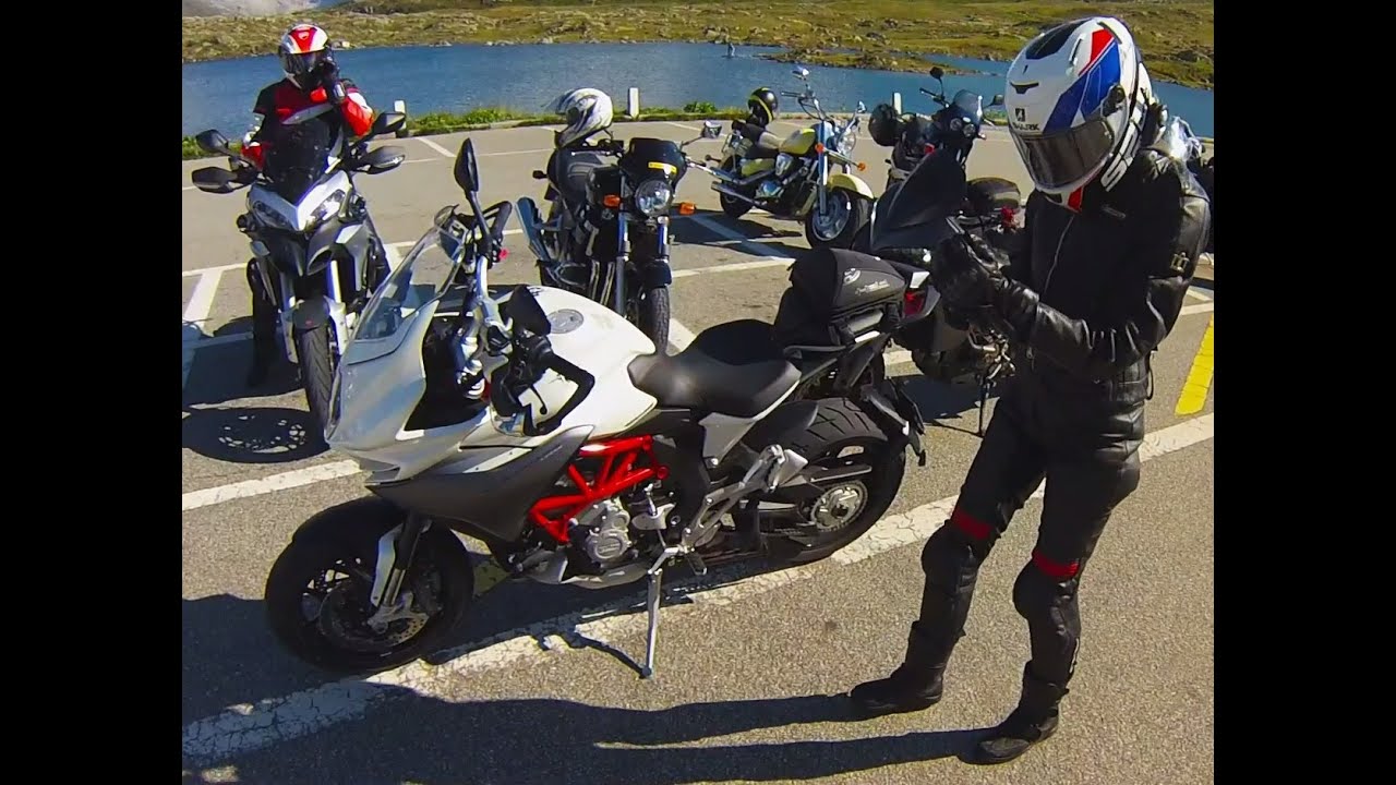 MV Agusta Turismo Veloce Lusso Klausenpass