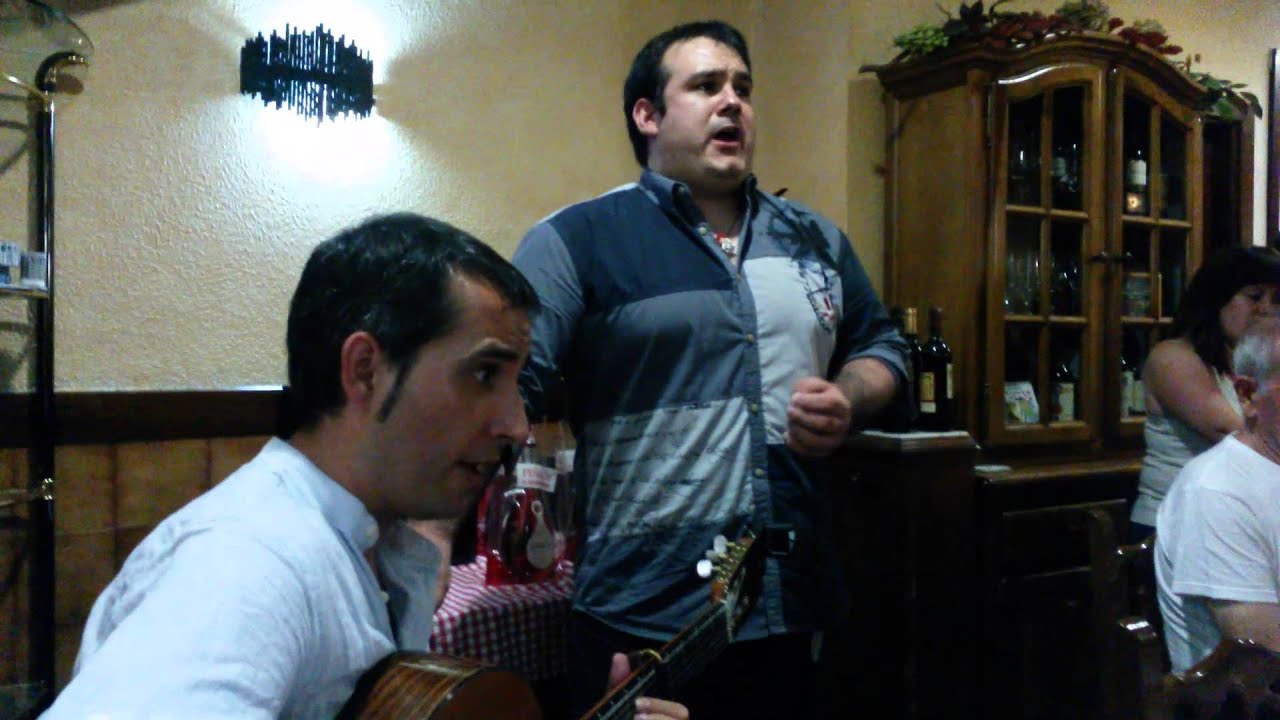 ( Cena en el Binies ) 20140719 233905 yo he de subir al moncayo josu