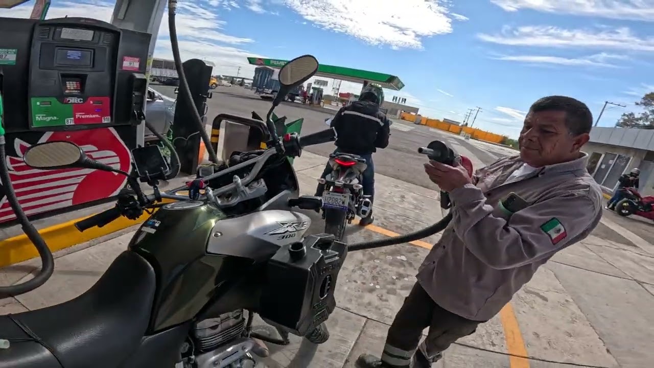 Salida con mis amigos en moto parte 1