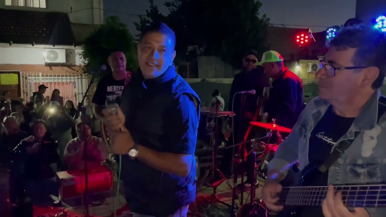 Grupo Lágrimas 16/11/2025 ( la banda original en vivo )