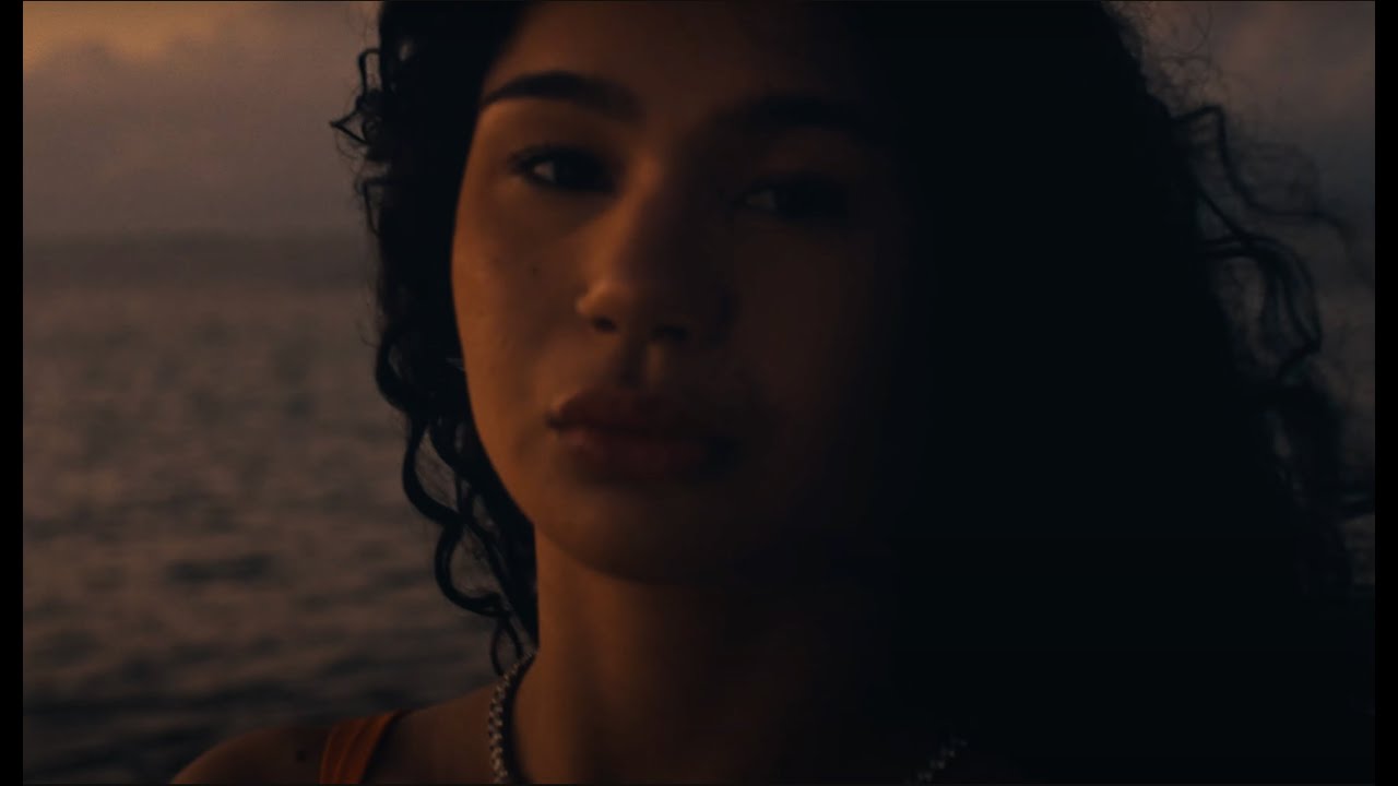 LORENZZA - TODA LA NOCHE (Video Ufficiale)