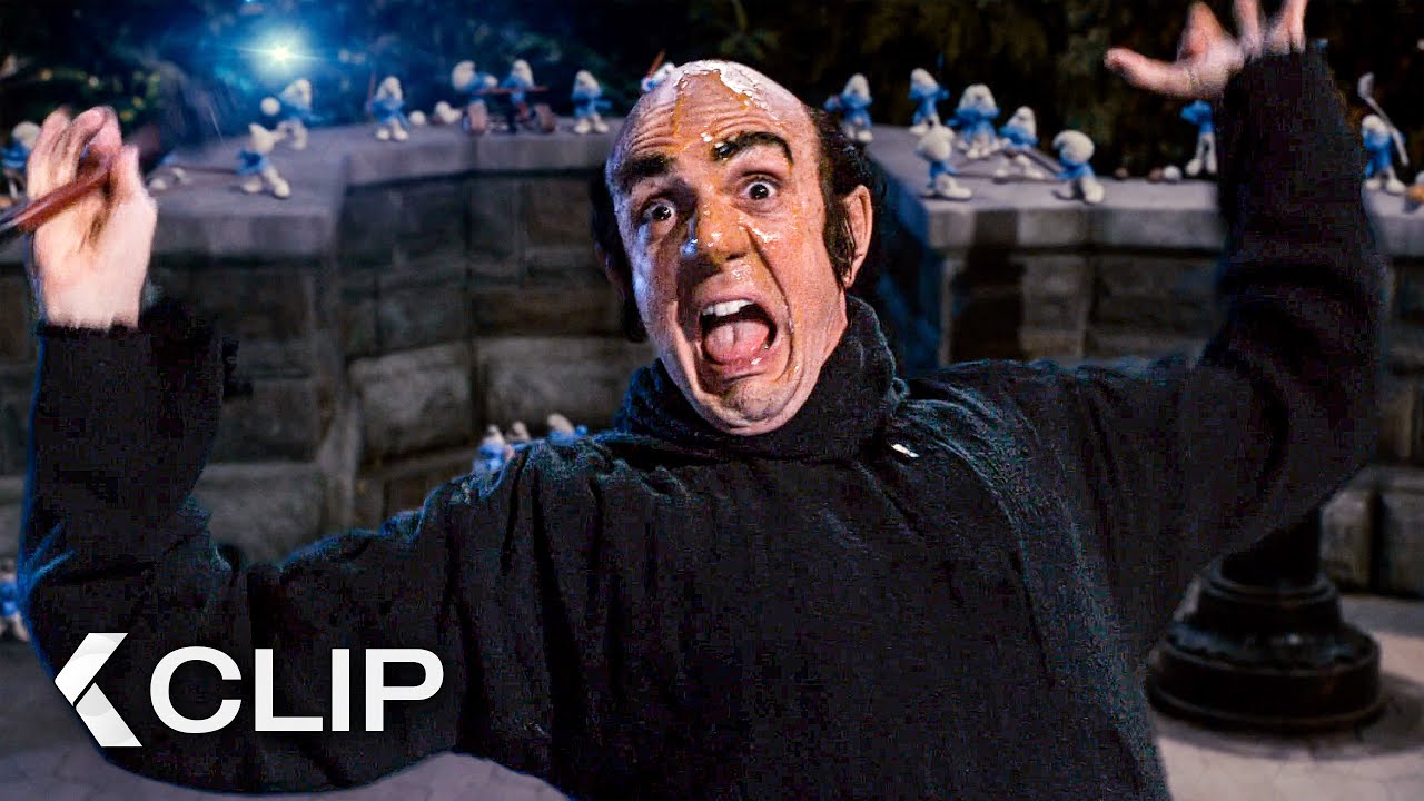 El Mayor Ataque de los Pitufos a Gargamel - LOS PITUFOS Clip (2011)