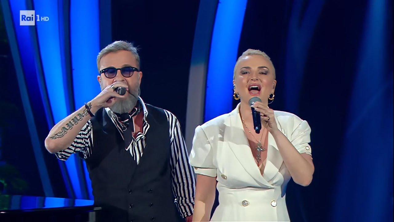 Marco Masini & Arisa - Vacanze romane  {SANREMO 2020} live audio, photo show+video clips