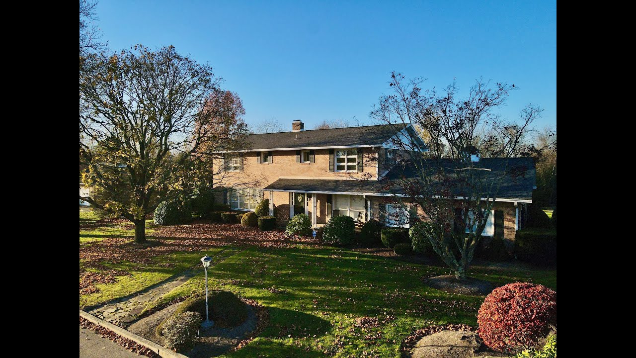 *SOLD* 99 Park Drive, West Hazleton PA 18202 - Lewith & Freeman Real Estate