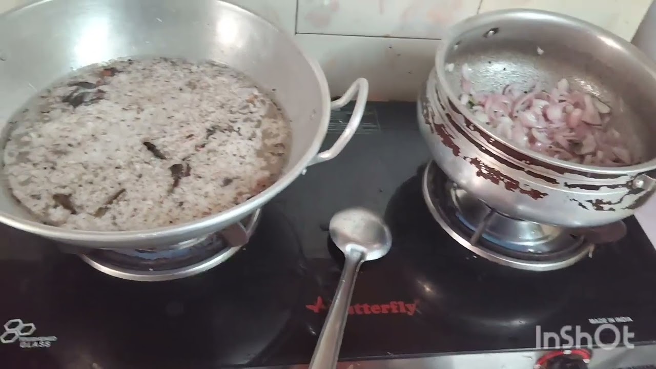 രാവിലെ പെട്ടെന്ന് ഉള്ള കാപ്പി ഉപുമാവ് ചെറുപയർ കറിയും കപ്പയും 