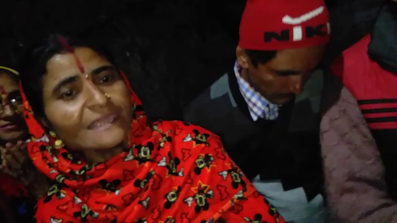 एक जबरदस्त चांचरी पुष्पा कोरंगा की शिखर-भनार में। एक बार जरूर देखें।