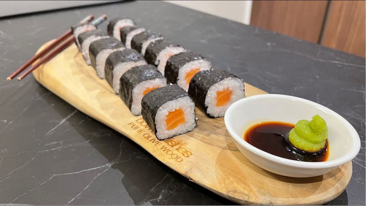 Simple and Quickly made Salmon Maki Sushi | Japanese | Asian Food