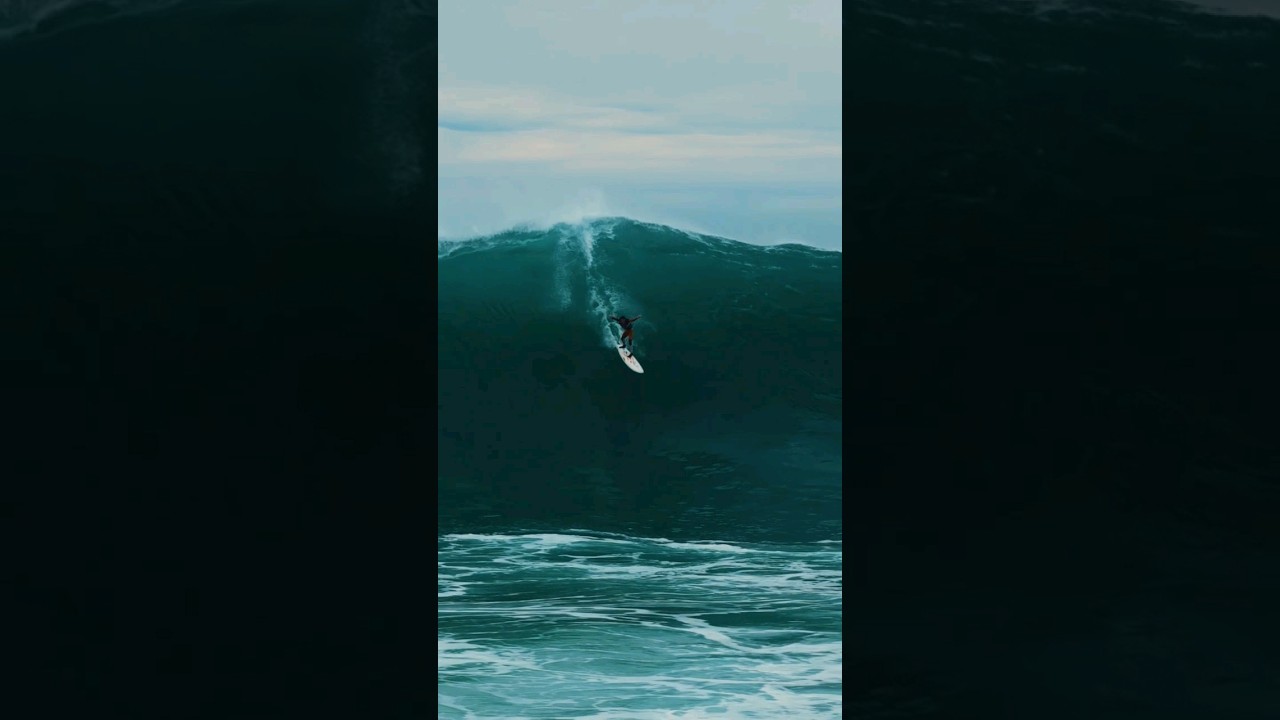 Huge Air Drop 💪🛩 #surf #reels #explore #bigwaves #ocean