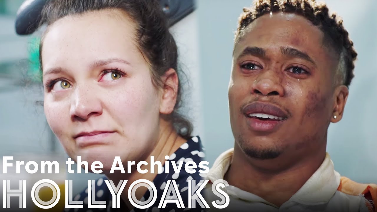 Cleo Talks with Mitchell About His Sexuality | Hollyoaks from the Archives