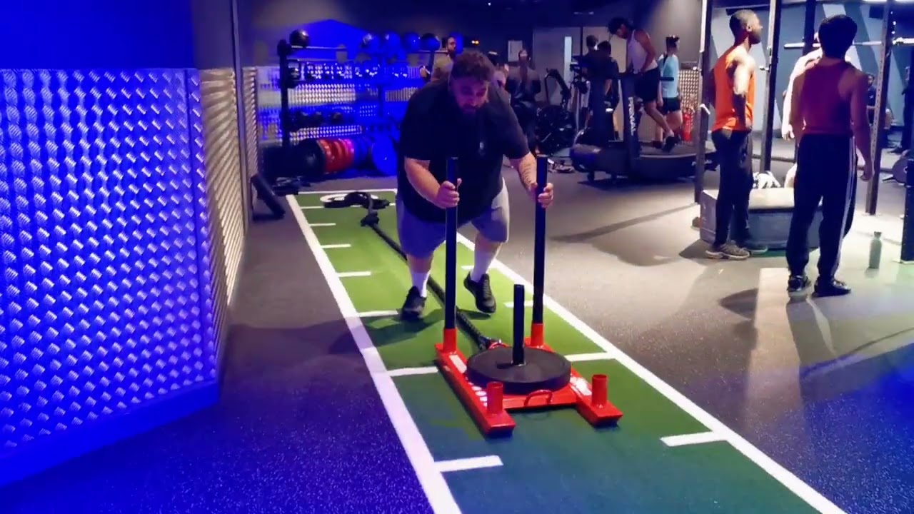 JD Gyms Uxbridge | Having a blast at the Gym