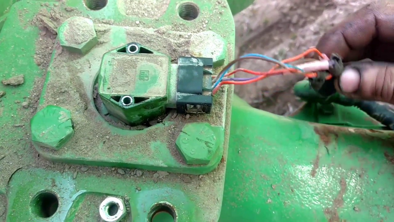 John Deere 7430 premium  Auto Trac fault