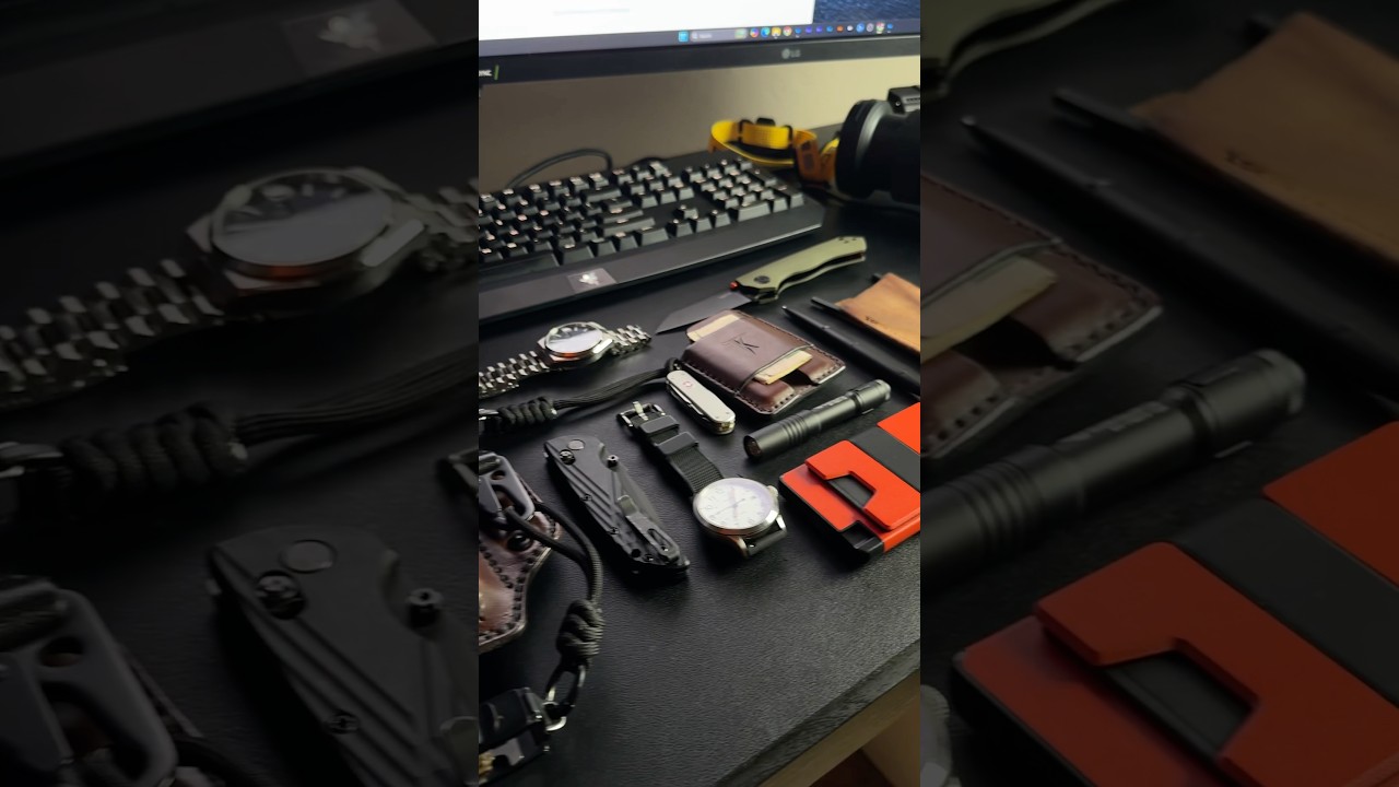 Что я на самом деле ношу каждый день? #edcgear #tools #everydaycarry #knifecommunity #flashlight
