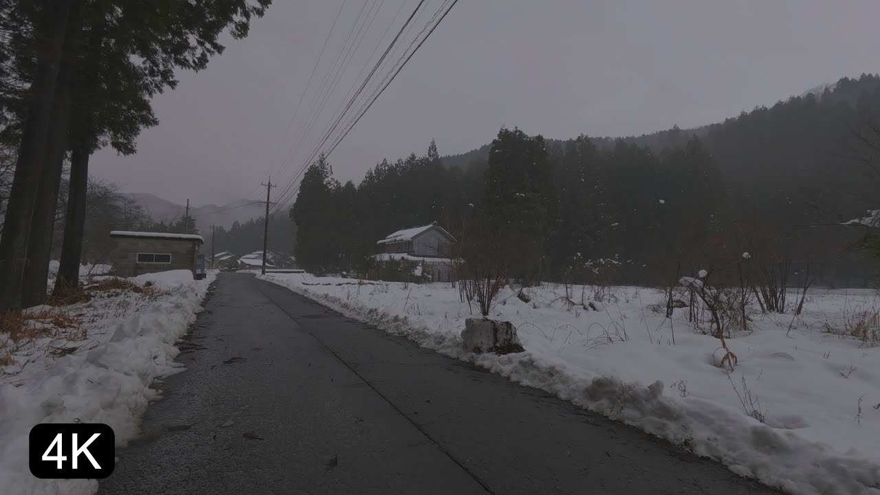 4K Japan Immersive Walk | Misty Drizzle: Exploring a Snow-Dusted Village in Soft Rain