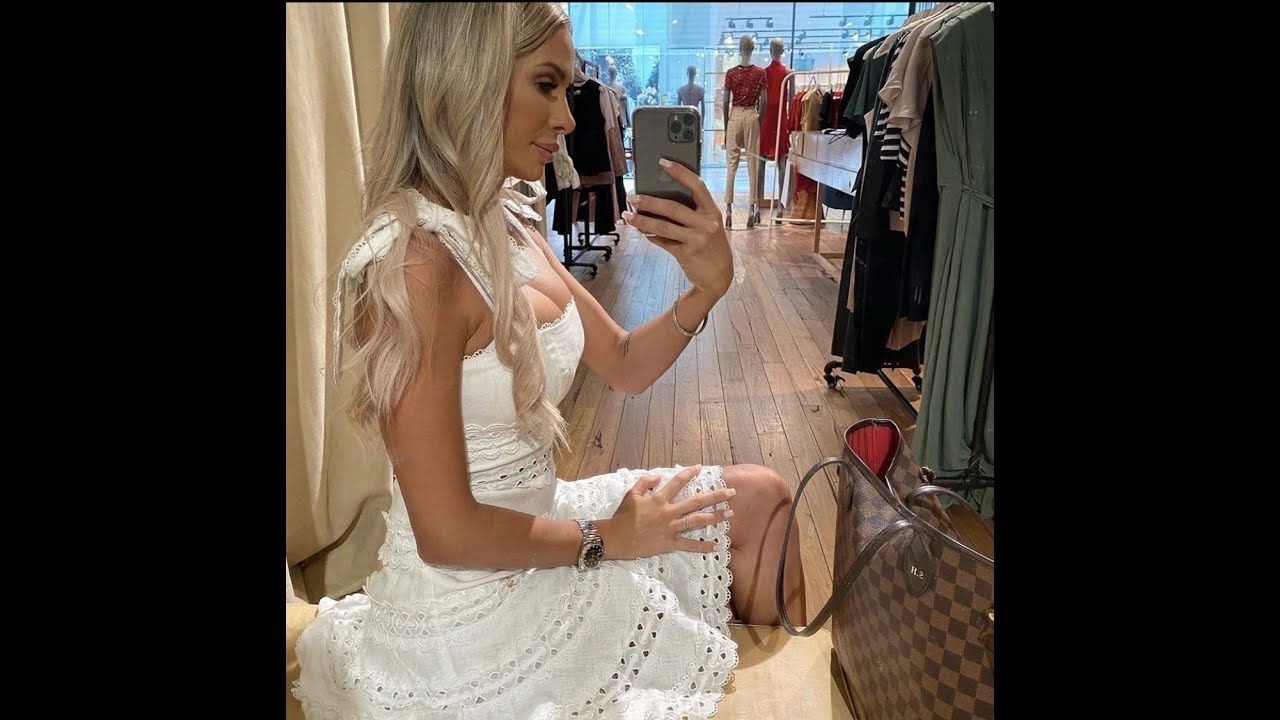 A DAY IN THE LIFE OF STACEY HAMPTON - KID FREE - A YEAR POST MAFS