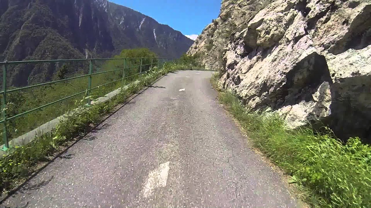 Balade moto : les lacets de Montvernier (27 juillet 2014)