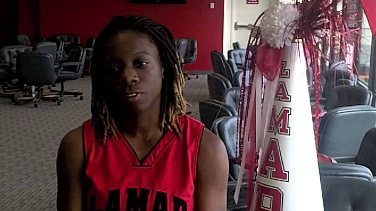 Lady Cardinals in Focus: Gia Ayers