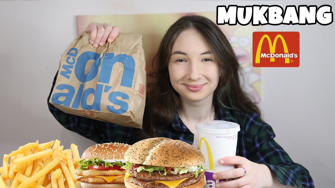 McDONALDS KÖFTE BURGER YİYEREK BENİ ZORLAYAN SORULAR | Mc Donalds Burger Mukbang Türkçe
