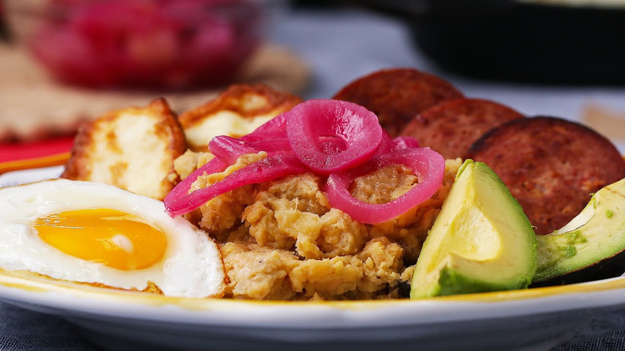 Mangú con Los Tres Golpes