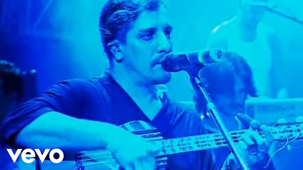 Bersuit Vergarabat - El Viento Trae Una Copla