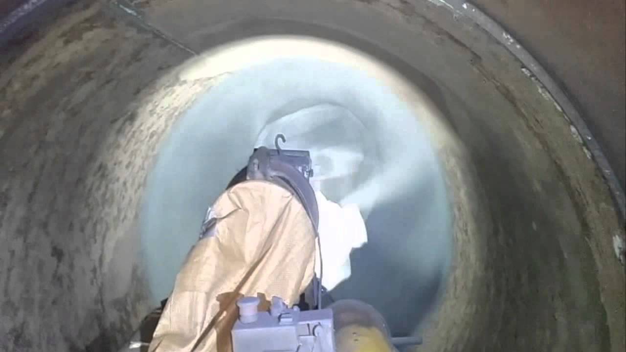 Buried old drinking water pipe coating by polyurea