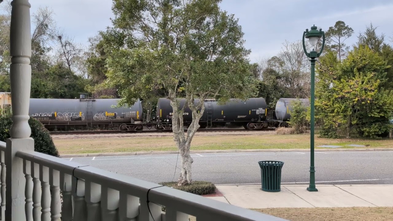 Florida Gulf Atlantic Railway travels through Havana FL