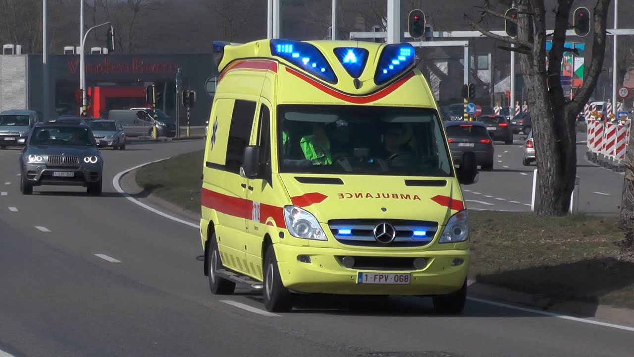 (2-Toon) Ambulance Beerse + MUG Sint Elisabeth Ziekenhuis Turnhout! #367